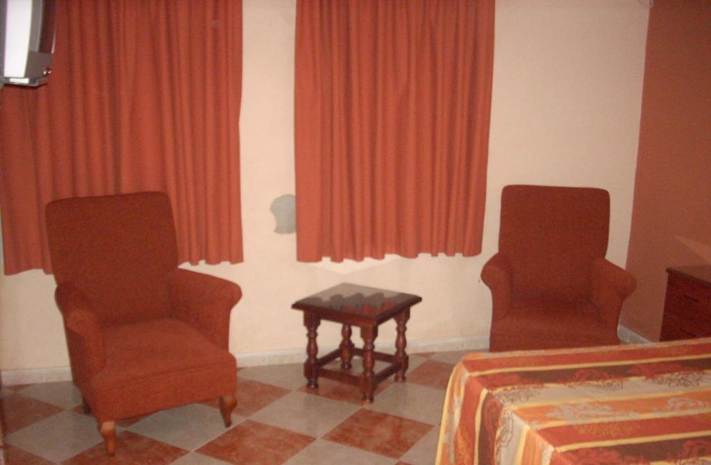 Hostal Don Diego San Juan Del Puerto Oda fotoğraf